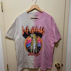 Def Leppard Graphic Tee - Pink and Gray